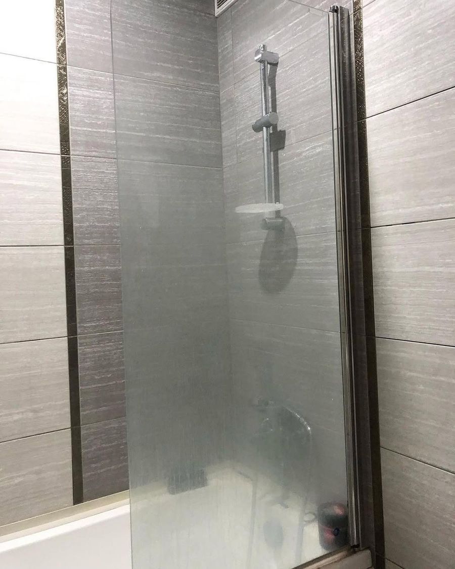 Badezimmer vorher der Reinigung